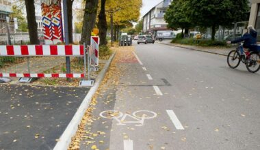 Straße in Kornwestheim: Wegfall von Parkplätzen – Radweg ärgert Anwohner