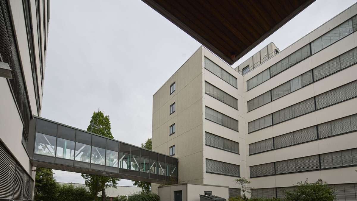Flüchtlingspolitik: Ist eine Landeserstaufnahme für Geflüchtete in Fellbach vom Tisch? - Startseite