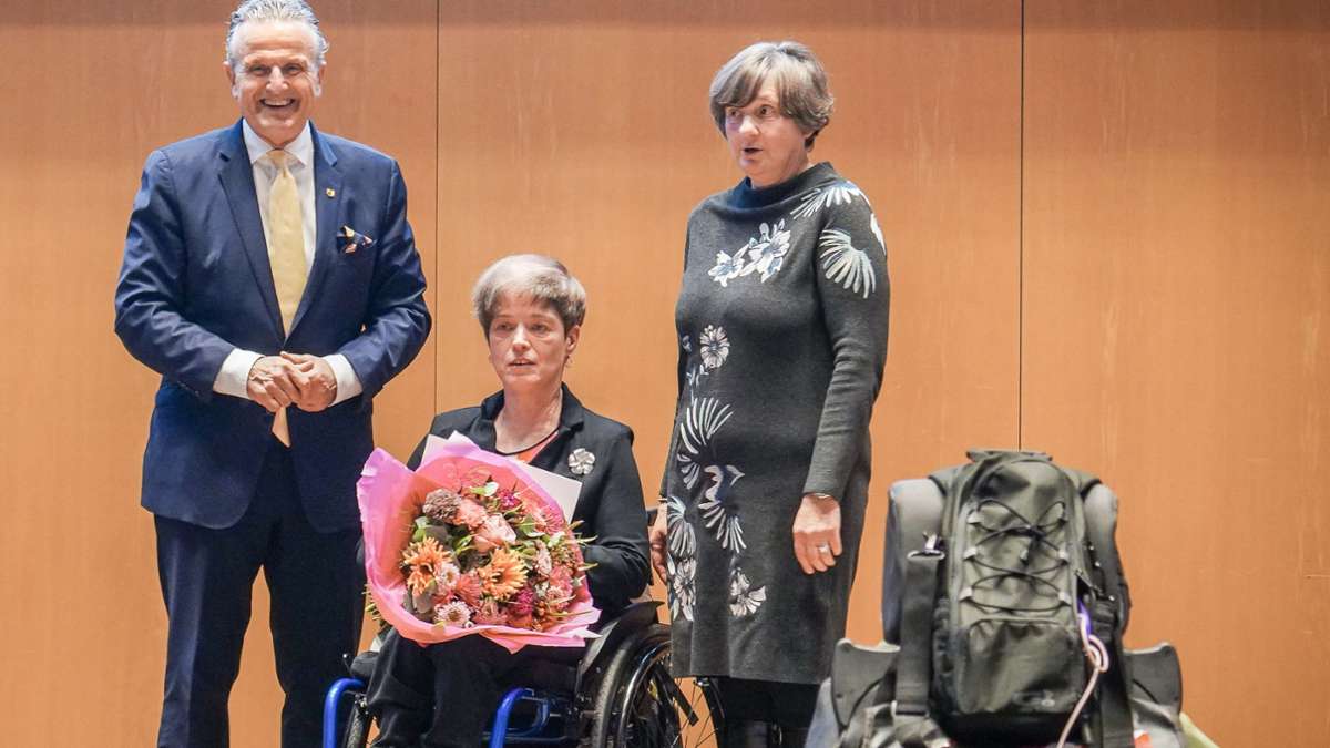 Stuttgarter Ehrenplakette: Zwei Frauen, die Barrieren überwinden