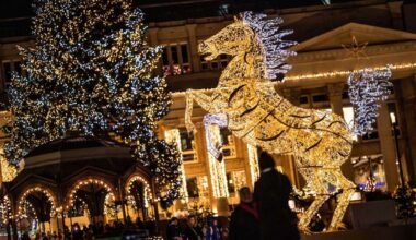 Stuttgarter Schlossplatz: Weihnachtszeit wird dunkler: Die Lichtskulpturen leuchten dieses Jahr nicht
