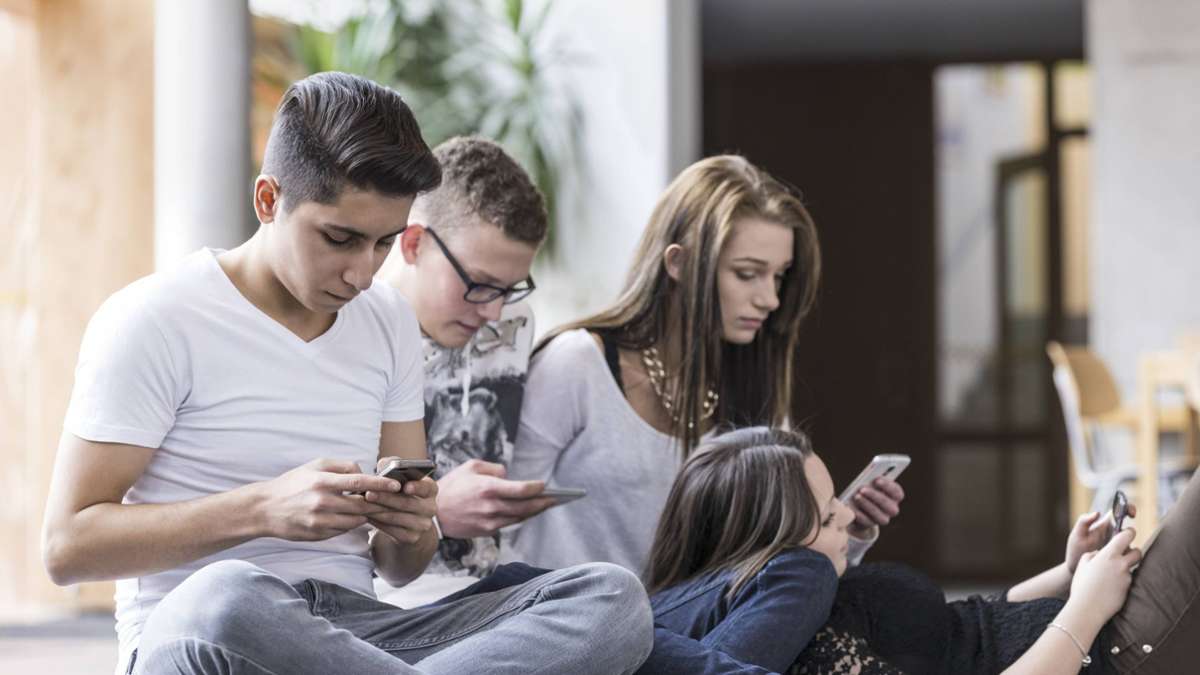Jugendstudie der Uni Stuttgart: „Die große Mehrheit ist nicht extrem“ – so geht es jungen Menschen in Stuttgart