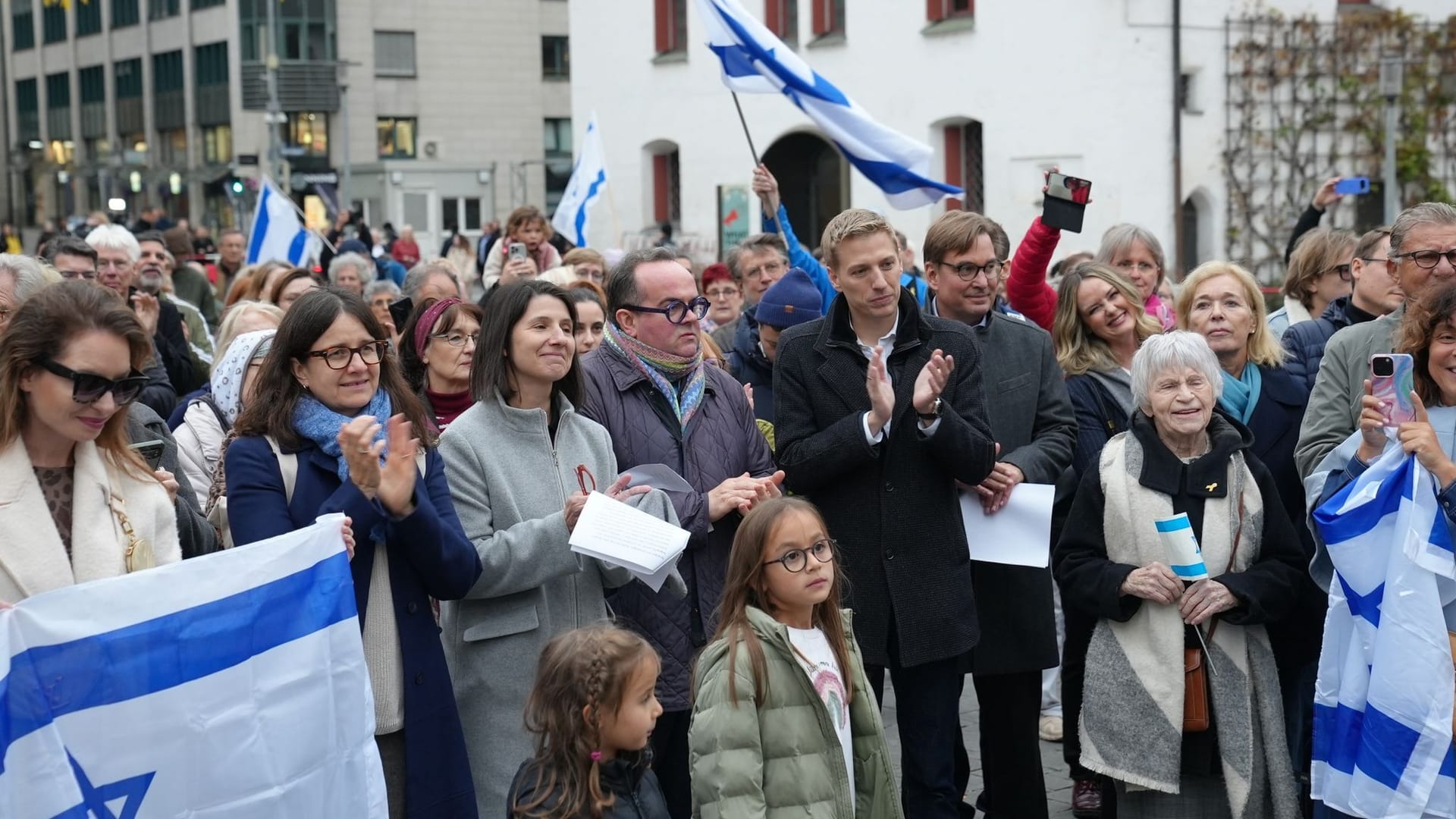 Feier zur Freilassung der Geiseln der Hamas in München