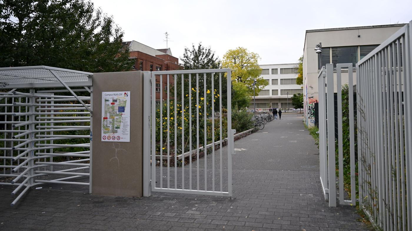 Schwulenfeindliches Mobbing am Rütli-Campus: Grüne kritisieren Berlins Bildungssenatorin