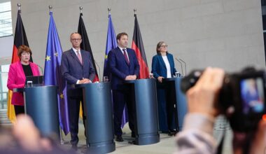 Annäherungen, aber wenig konkrete Ergebnisse beim Autogipfel
