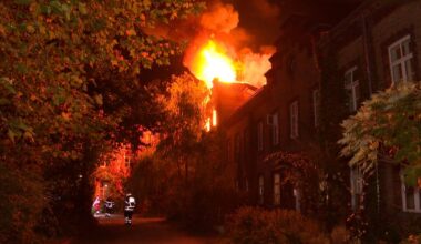Hamburg: Feuer in historischem Schröderstift – Person verletzt