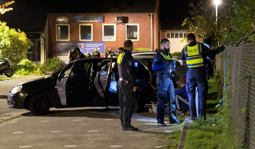 Hooligans planen Schlägerei – Großeinsatz