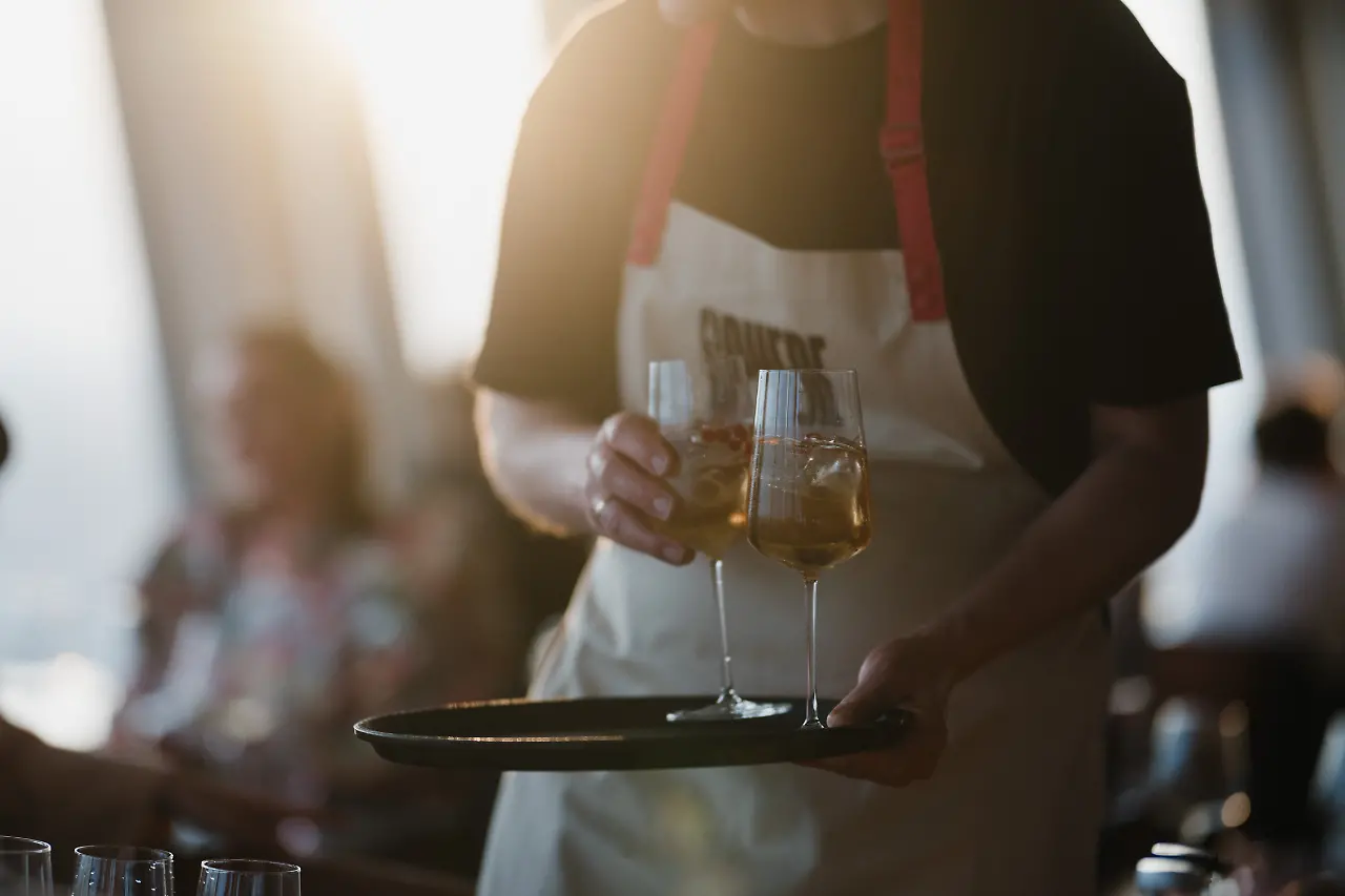 NH9_1052.jpg NH9_1052.jpg