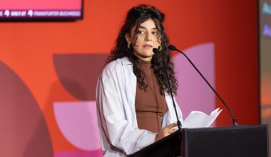 Ticker zur Buchmesse 2025 ➤ Autorin Haddada wirft Israel Genozid in Gaza vor | hessenschau.de