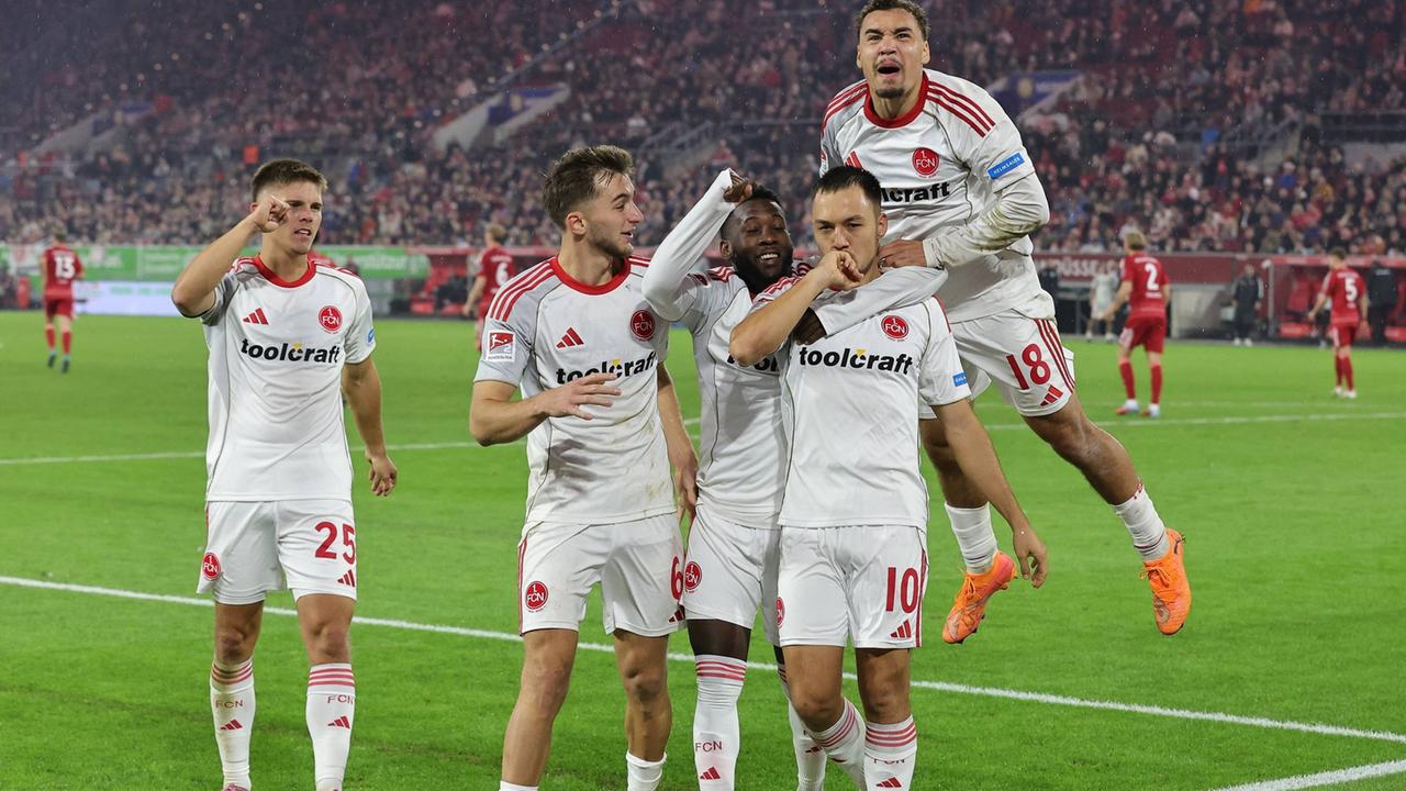 Nürnberger Befreiungsschlag bei desolaten Düsseldorfern