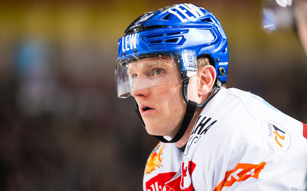 Zweimaliger DEL-Champion Alexander Oblinger beendet Karriere, Zukunft bei Red Bull München