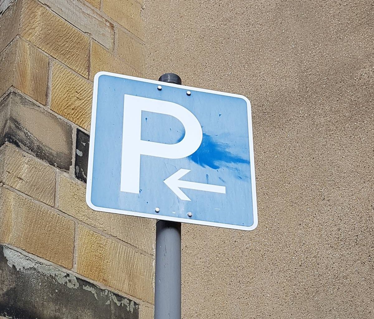 Wie steht es ums Parkhaus Florastraße in Solingen?