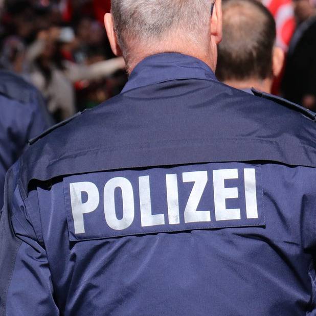 Bonn-Mehlem: Verdächtiges Paket löst Polizei-Einsatz aus