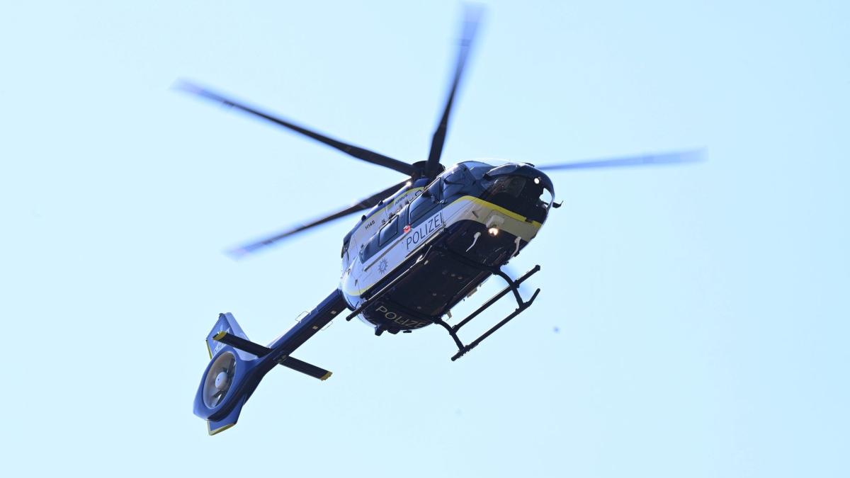 Hubschraubereinsatz in Augsburg: Polizei sucht flüchtigen Täter