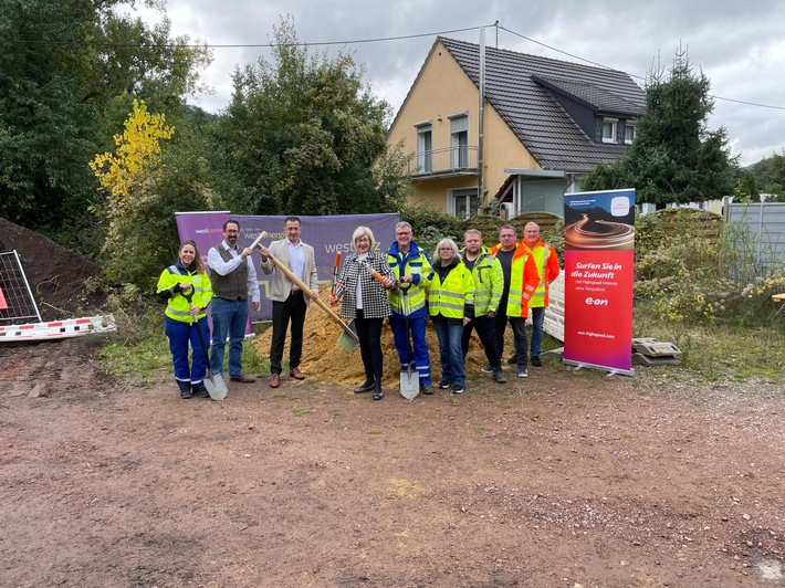Pressemeldung: Spatenstich: Westconnect startet Glasfaserausbau in Bad Münster am Stein-Ebernburg in Bad Kreuznach