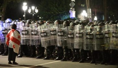 Proteste in Georgien: Zehntausende demonstrieren gegen die Regierung