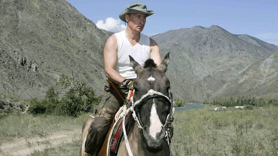 Zwischen Hirschgeweihen und Genetik: Putins Kampf gegen die Vergänglichkeit
