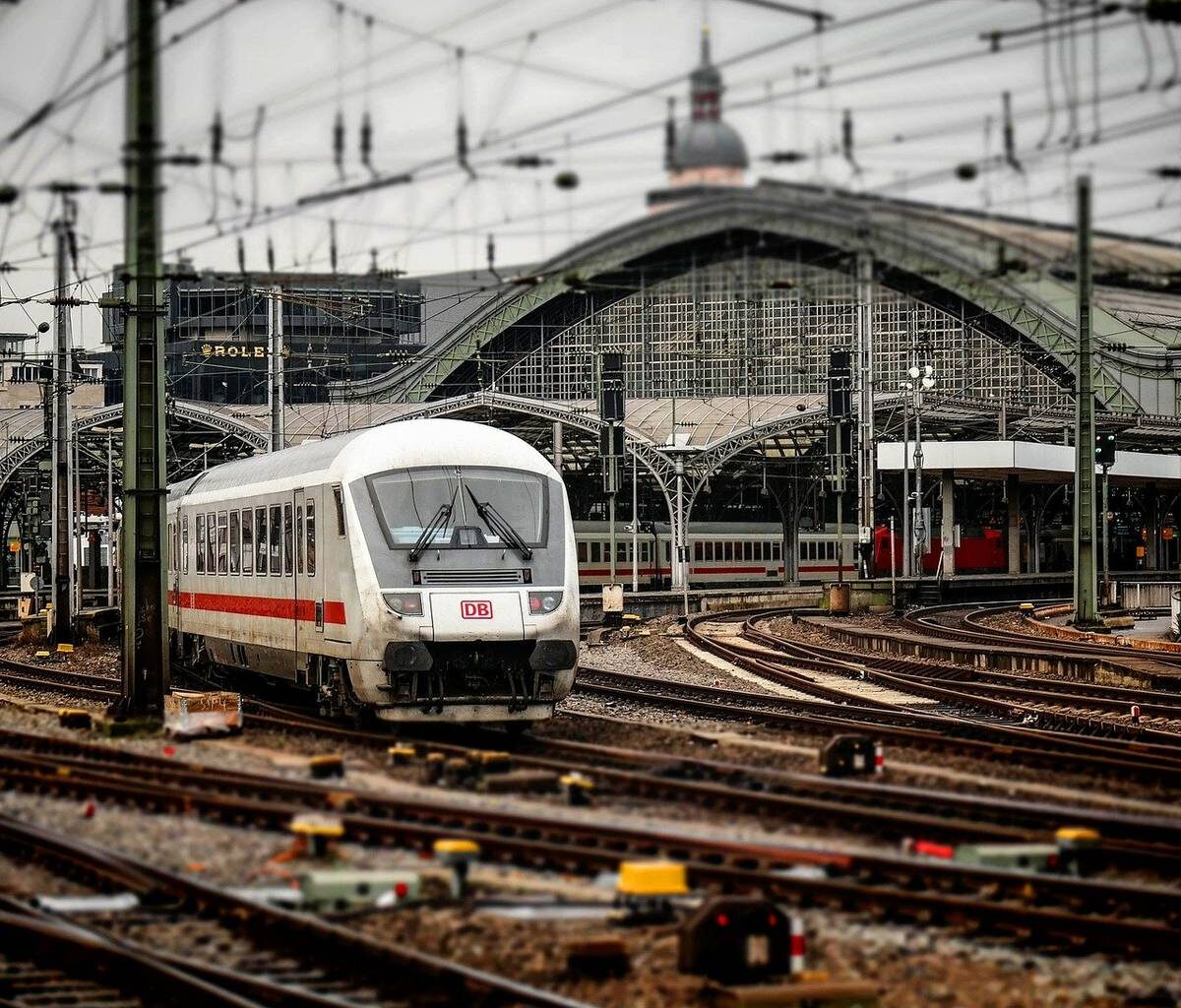 Vollsperrung des Kölner Hauptbahnhofs im kommenden Monat