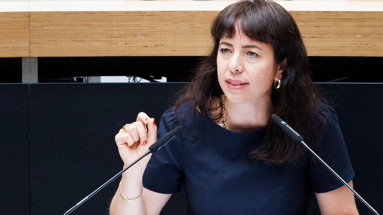 Berlin: Berliner Abgeordnetenhaus: Elif Eralp soll Linke in den Wahlkampf führen