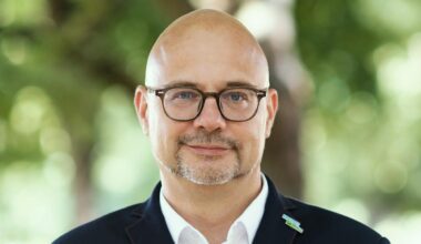 Brandenburg: Parteiloser Axel Strasser ist neuer Oberbürgermeister von Frankfurt (Oder)