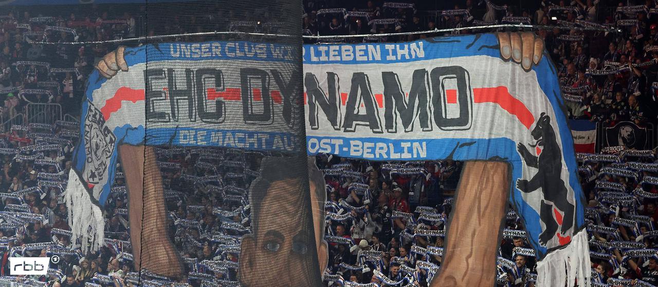 Choreo der Eisbären-Fans gegen Augsburg | IMAGO / Nordphoto Choreo der Eisbären-Fans gegen Augsburg (Quelle: IMAGO / Nordphoto)