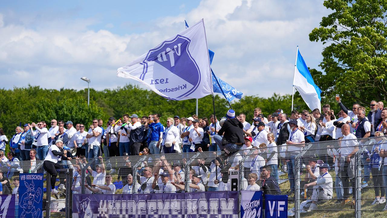 Achtelfinale Landespokal Brandenburg: Achtelfinale Landespokal Brandenburg: Vorjahres-Finalist Krieschow siegt erst in der Verlängerung