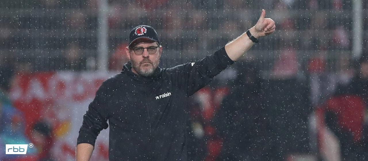 Video: DER TAG in Berlin & Brandenburg | 22.10.2025 | IMAGO / Jan Huebner Steffen Baumgart, Trainer des 1. FC Union (Quelle: IMAGO / Jan Huebner)