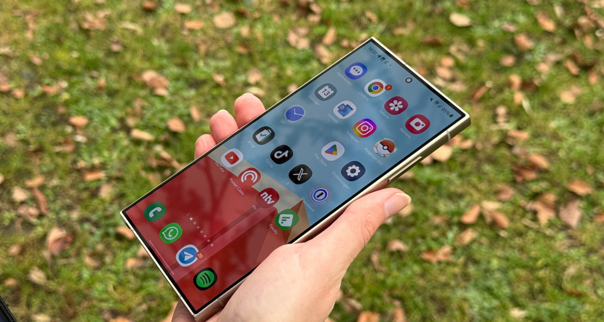 Ein Samsung Galaxy S24 Ultra bekommt Android 16 und One UI 8