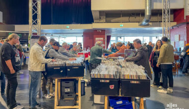 Bei der Schallplattenbörse am 12. Oktober werden im Jovel wieder Tonträger aus sieben Jahrzehnten angeboten. (Foto: Ralf Clausen)