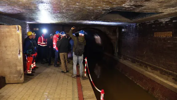 Zwischen Baumwall und Landungsbrücken beginnt im Oktober die aufwendige Sanierung des Stammsiels Kuhmühle.