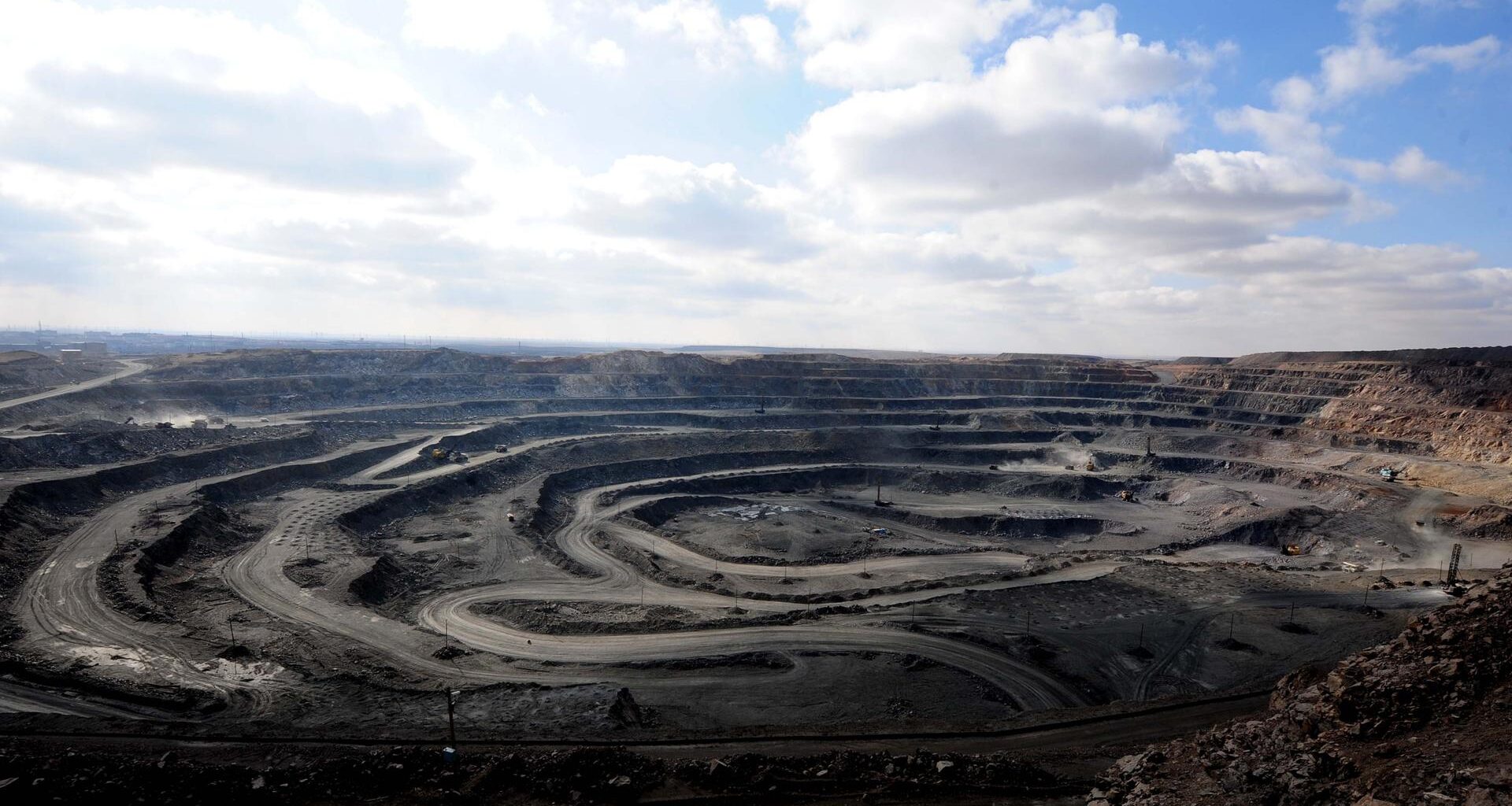 China, Baotou: Die Bayan-Obo-Mine für Seltene Erden in der Inneren Mongolei.