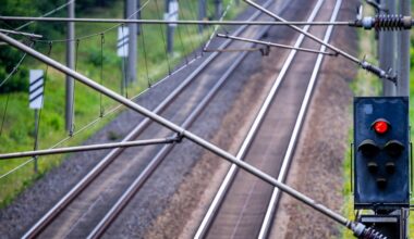Bahnstrecke Halle-Sangerhausen vier Wochen gesperrt – Fahrgäste müssen umsteigen