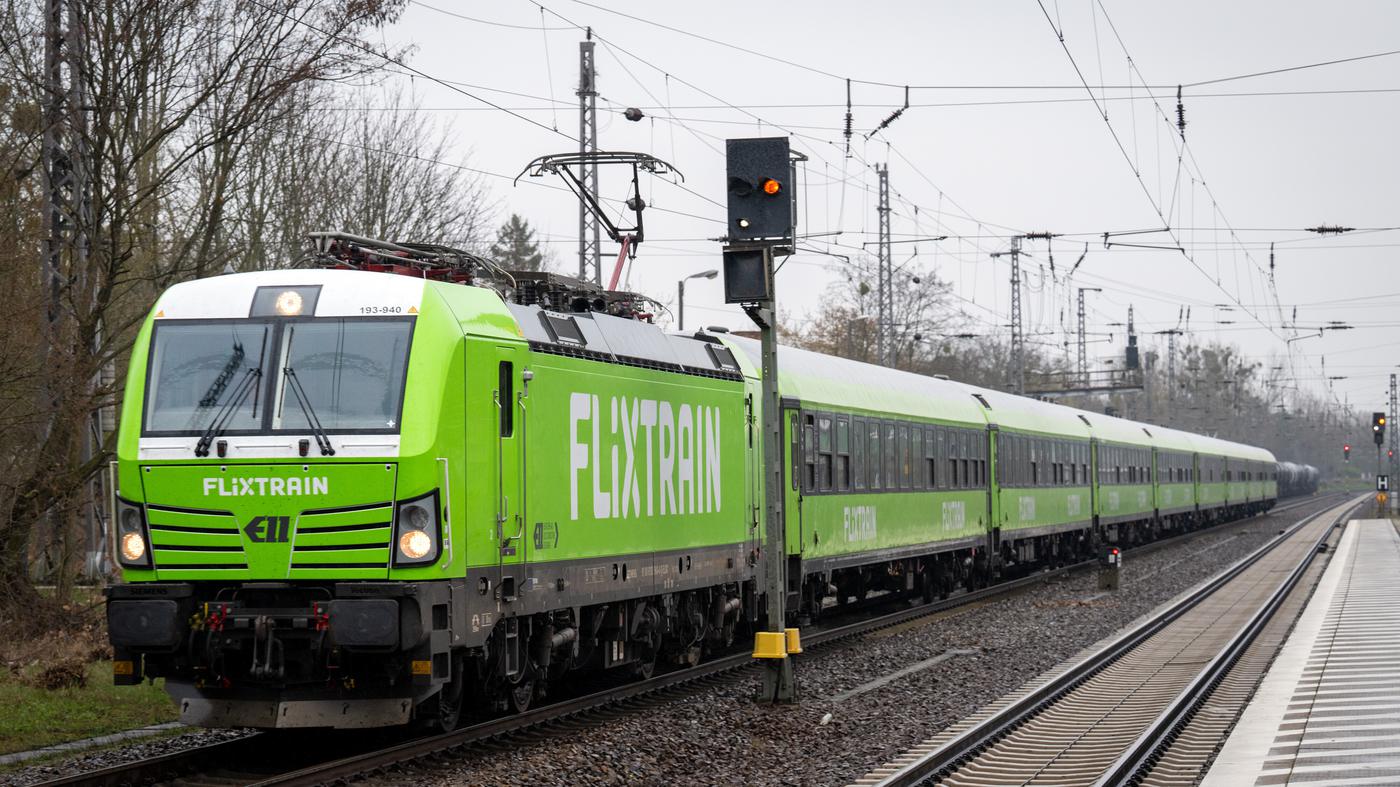 Bundespolizei ermittelt: Flixtrain-Waggon in Berlin-Lichtenberg entgleist