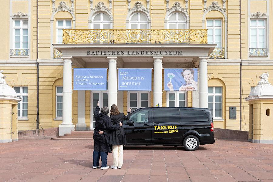 Mit dem Sightseeing-Taxi Karlsruhe die Fächerstadt individuell entdecken