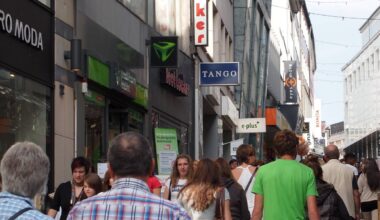 Caritas auf Slow Fashion Tour in Bonn