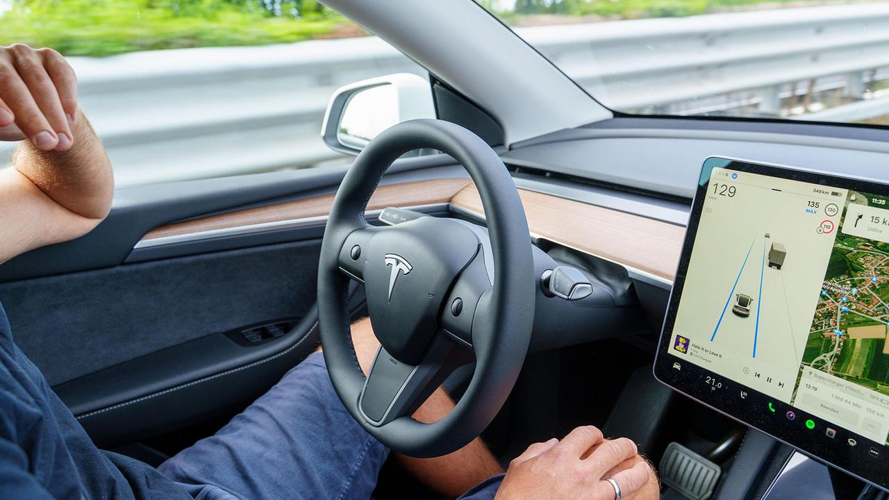 Neue US-Ermittlungen zu Teslas "Autopilot"-Software