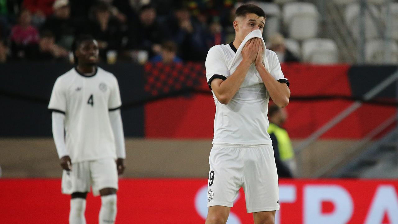 EM-Qualifikation: Deutsche U21 schlägt sich gegen Griechenland selbst