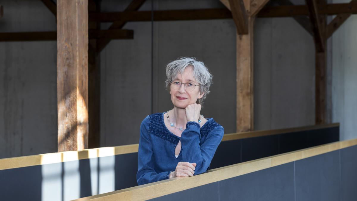 Die Würzburger Autorin Ulrike Schäfer über ihr neues Buch „Schmaler Grat“