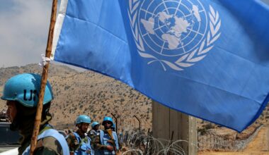 Libanon, Kfrachouba: UN-Friedenstruppen des indischen Kontingents sichern die libanesische Grenze zu Israel.