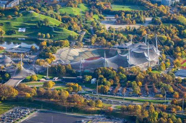 Das Münchner Olympiastadion mit dem Olympiapark aus der Luft: Dort lag das Zentrum von Olympia 1972. Die vorhandene Infrastruktur gilt als Pluspunkt für die Bewerbung der Bayern.  Das Münchner Olympiastadion mit dem Olympiapark aus der Luft: Dort lag das Zentrum von Olympia 1972. Die vorhandene Infrastruktur gilt als Pluspunkt für die Bewerbung der Bayern.