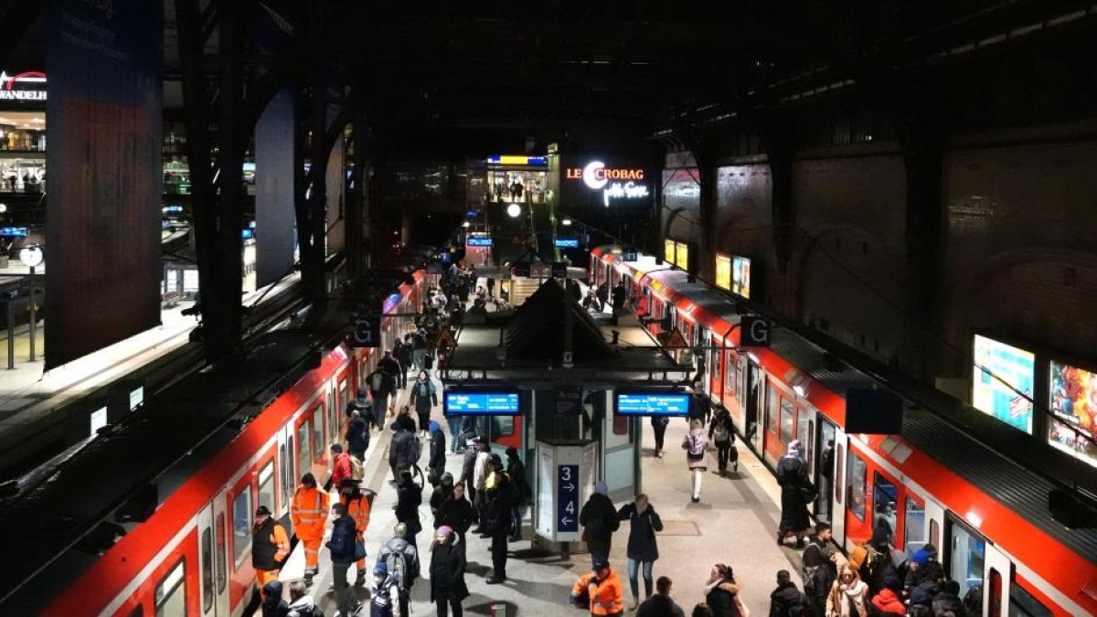 Boyens Medien - Zwei Frauen im Hauptbahnhof sexuell belästigt