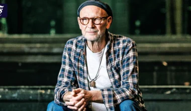 Regisseur Luk Perceval verbindet Theater und Yoga