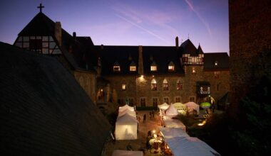 "Basar der Kunsthandwerker" 2025 auf Schloss Burg
