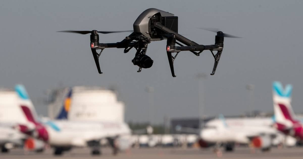 Zehn Drohnen am Flughafen gesichtet