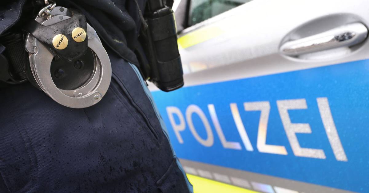 Polizei Wuppertal sucht Zeugen: Senior überfallen
