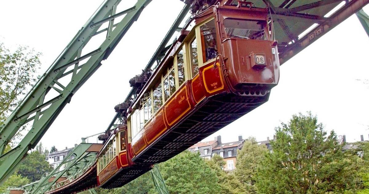 Kaiserwagen auf dem Weg zum Wiedereinsatz