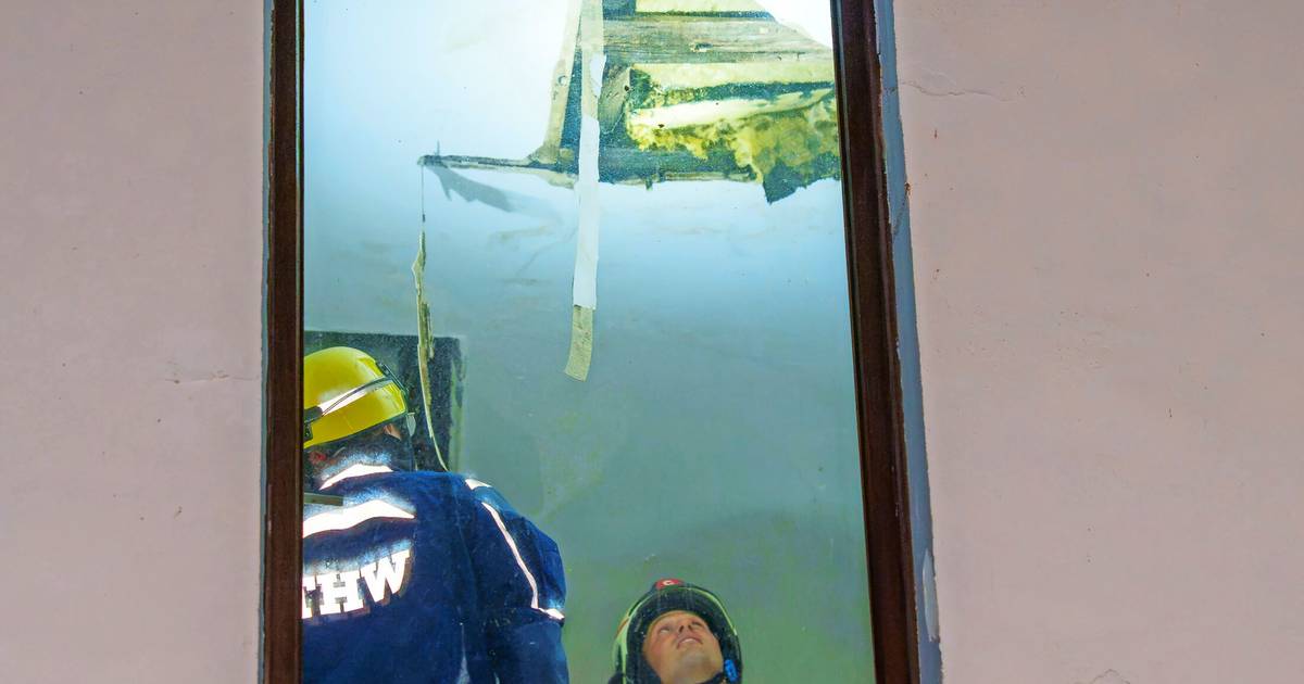 Haus in Wuppertal-Elberfeld wegen Wasserschadens evakuiert