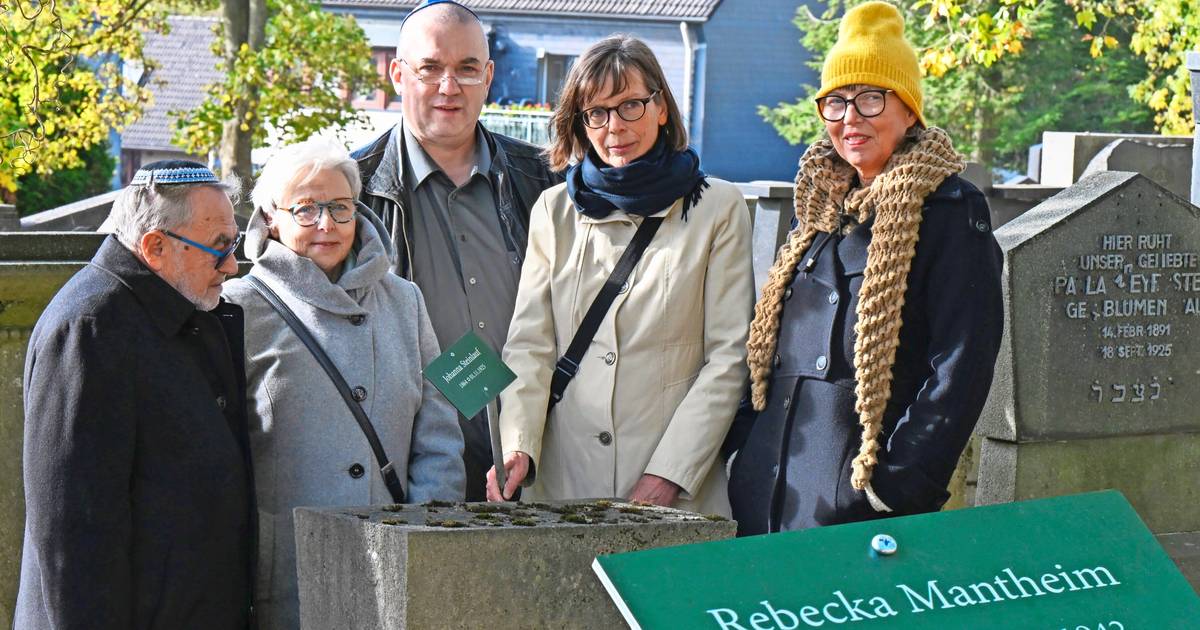 460 neue Schilder am Jüdischen Friedhof