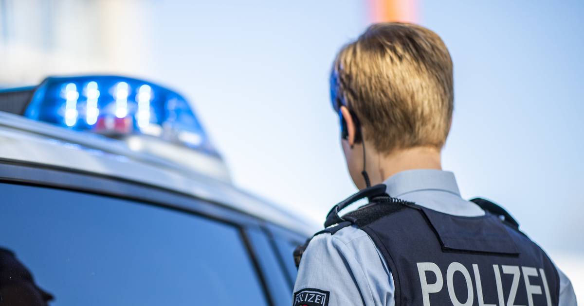 Gefälschte Papiere führen Polizei zu Waffenarsenal in Köln