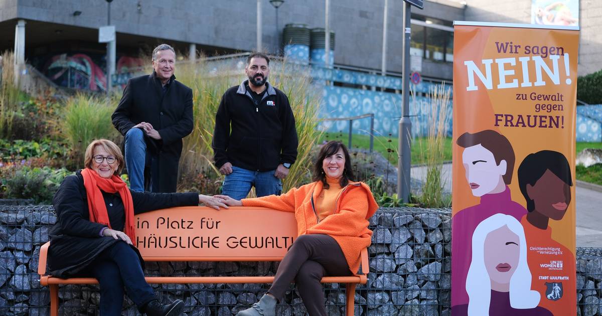 Wülfrath weiht Bank gegen Gewalt ein