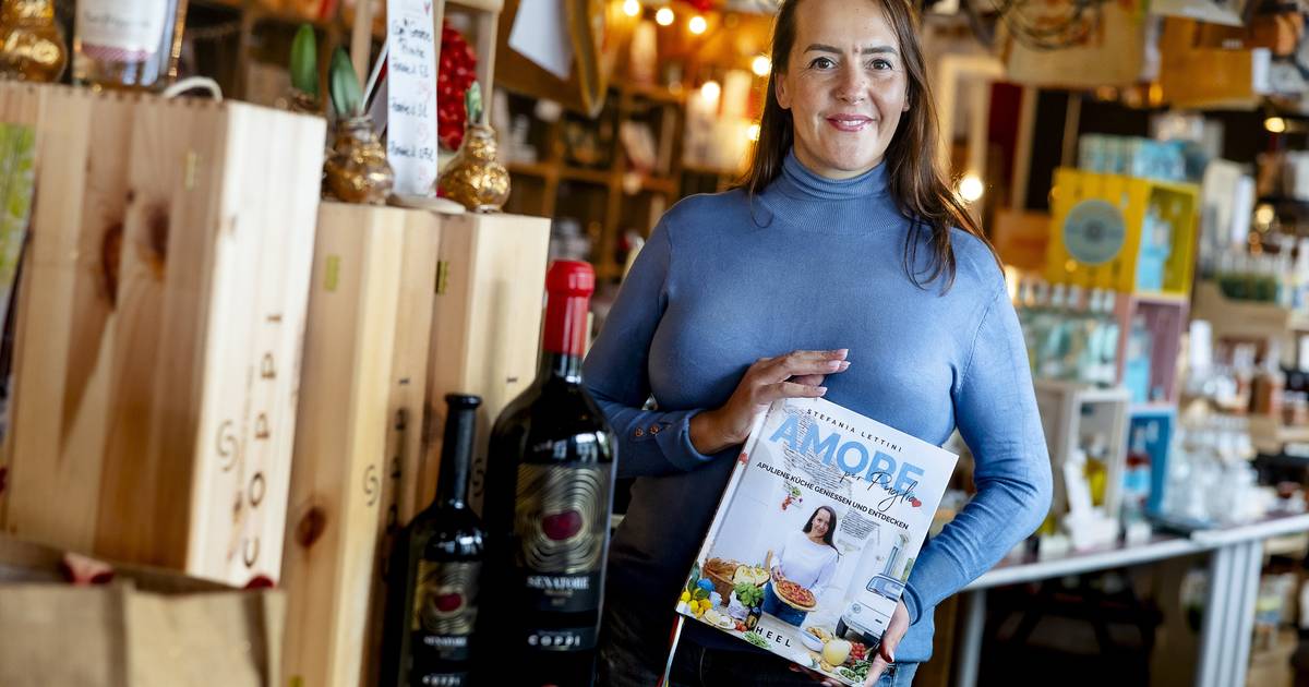 Stefania Lettini stellt neues Buch über Apulien vor